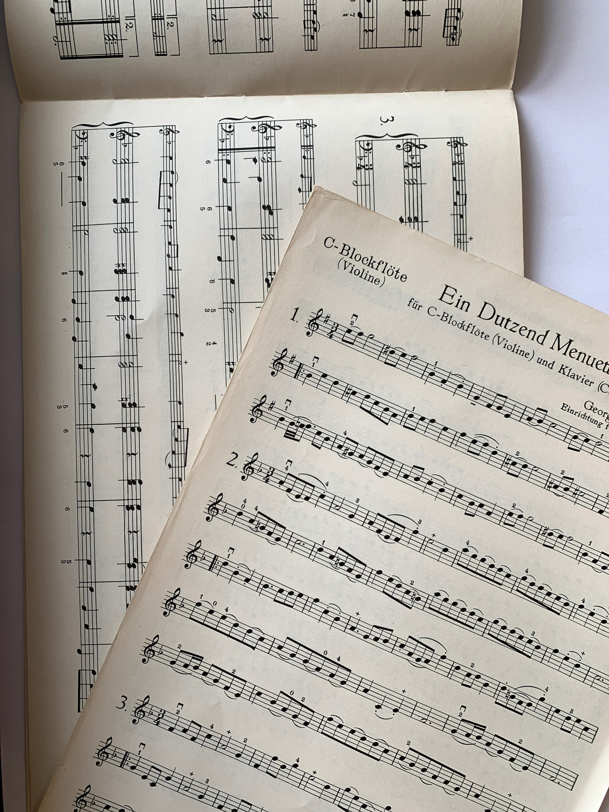 Ein Dutzend Menuette - für C-Blockflöte (Violine) und Klavier von Georg Philipp Telemann